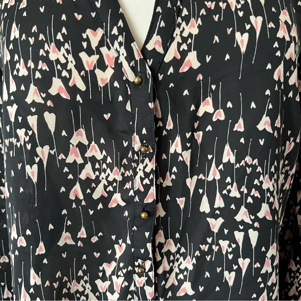 LC Lauren Conrad Heart Print Long Sleeve Top - Picture 5 of 9